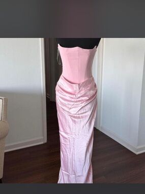 NWOT House of CB Persephone Pink Maxi Dress Medium Plus cup